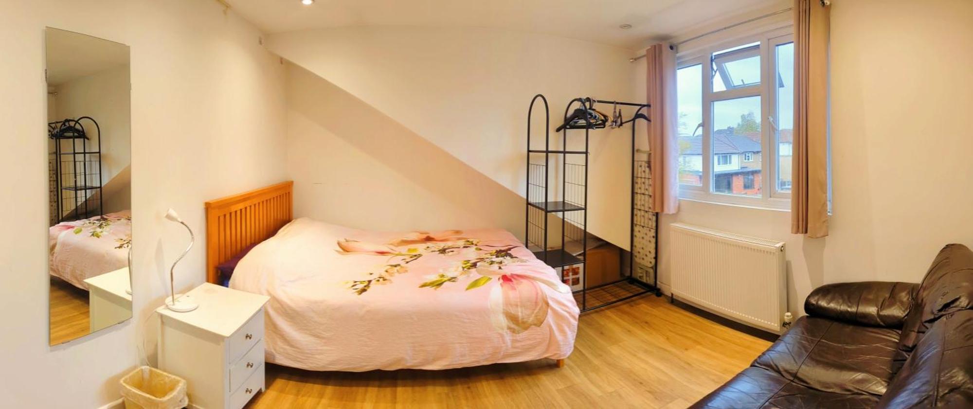 Double Bedrooms, Close To Tube Stations Alloggio in famiglia Londra