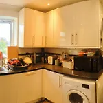 Double Bedrooms, Close To Tube Stations
